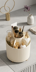 Make up organizer