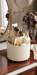 Make up organizer